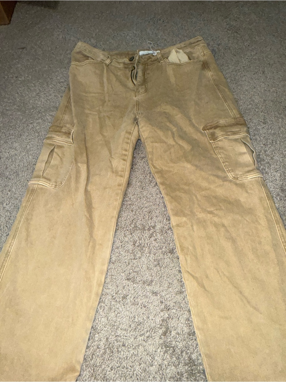 Vervet khaki cargo pants